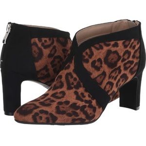 LifeStride Women's Glamour Ankle Boot. Leopard NEW (brown and black) size 11